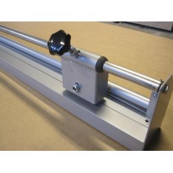 Sk&aelig;reaggregat for sk&aelig;ring af emballageruller