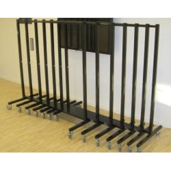 Garderobestativ efter opgave