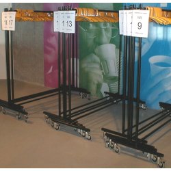 Siemens Arena garderobestativ efter opgave